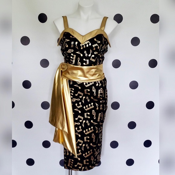 Pinup Couture Gold & Black Music Notes Wiggle Dress. Downtown Dames. - Picture 4 of 7